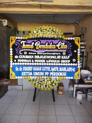 Papan Bunga di Lebeteng Tarub